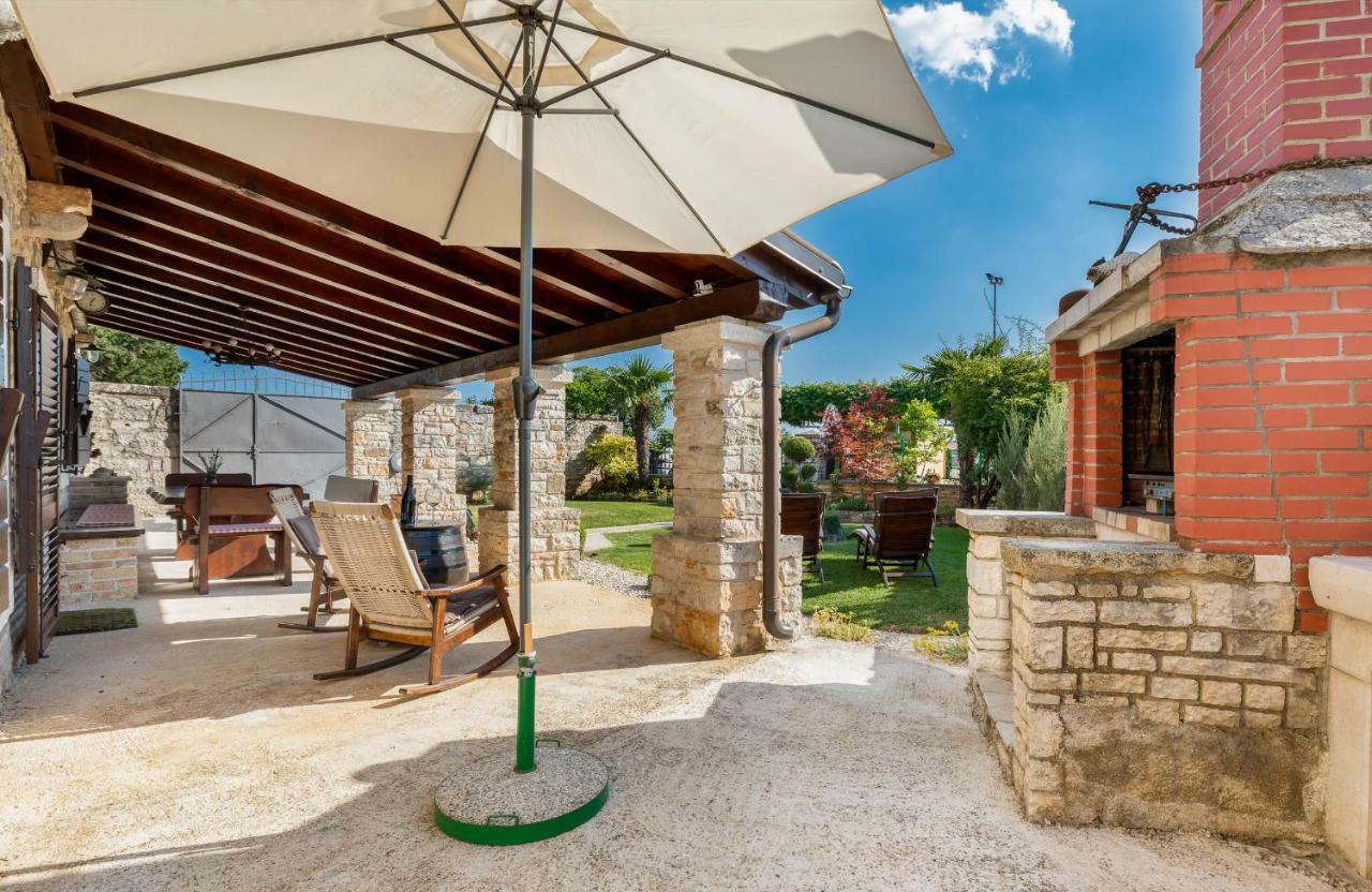 Holiday Home Ana Kanfanar Exterior foto